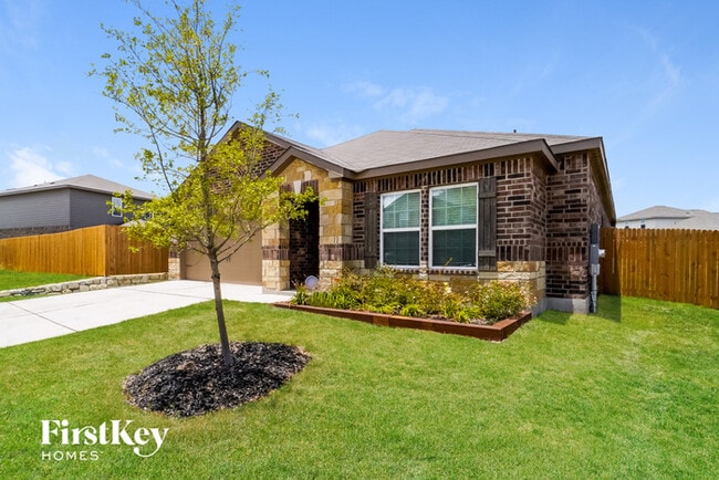 Building Photo - 6411 Thorpe Holw