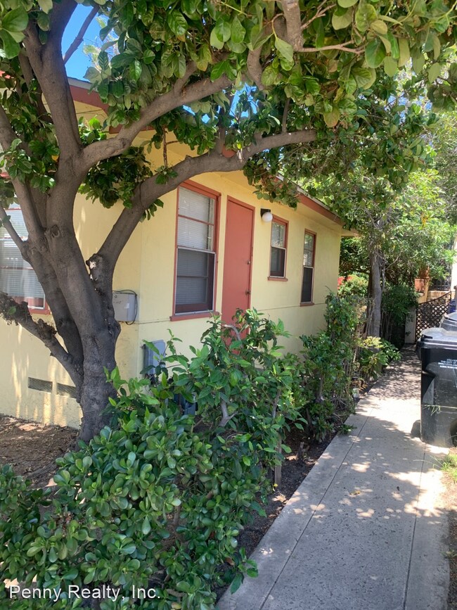 Building Photo - 1 br, 1 bath House - 2628 Juan St.