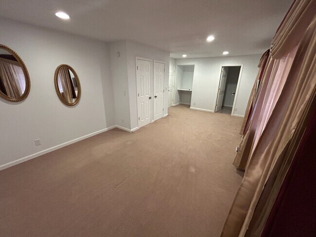 Foto del edificio - 510 N Cass St