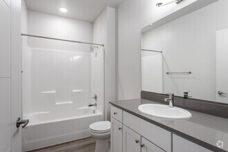 2BR, 2BA - 1,045 SF - 5 Points Apartments