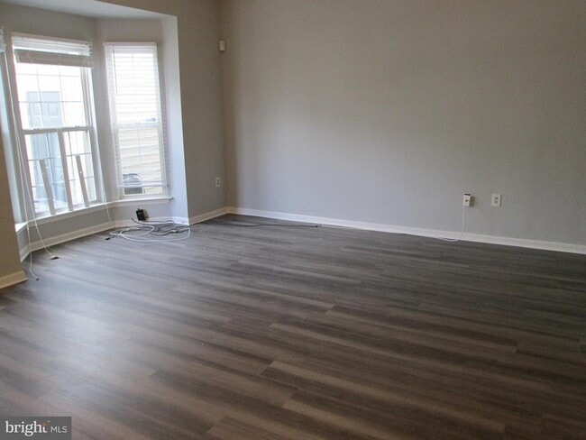 Building Photo - 2004 Travis Point Ct