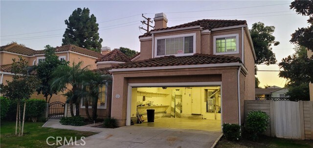 Foto del edificio - 14644 Bella Courte