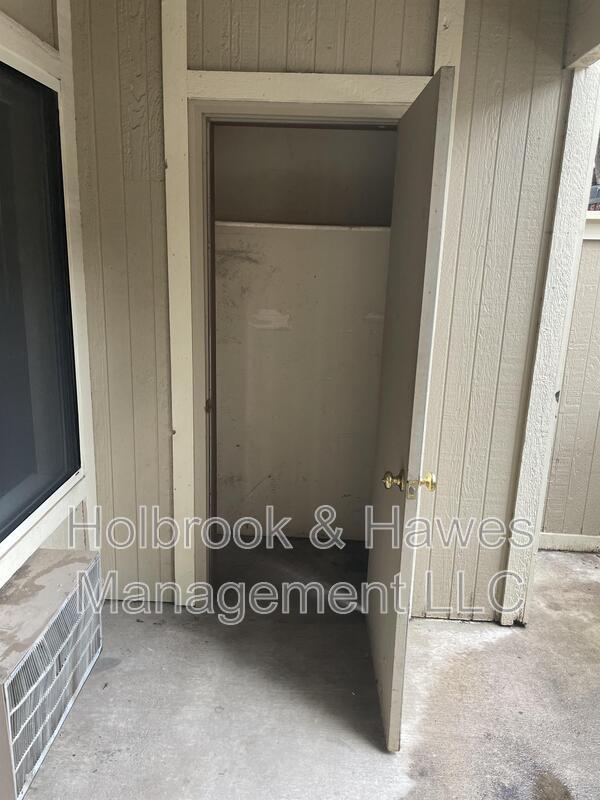 Foto del edificio - 1209 W Plum St