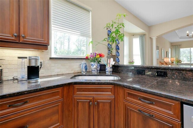 Building Photo - 11065 Barnsley Dr