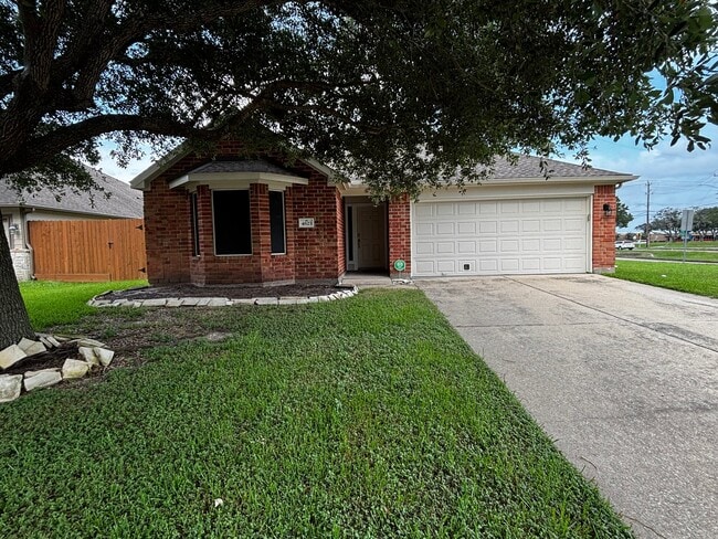Photo - 4623 Village Park Dr (Pasadena, TX) House