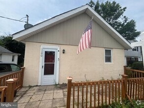 Building Photo - 1180 Berkley Rd