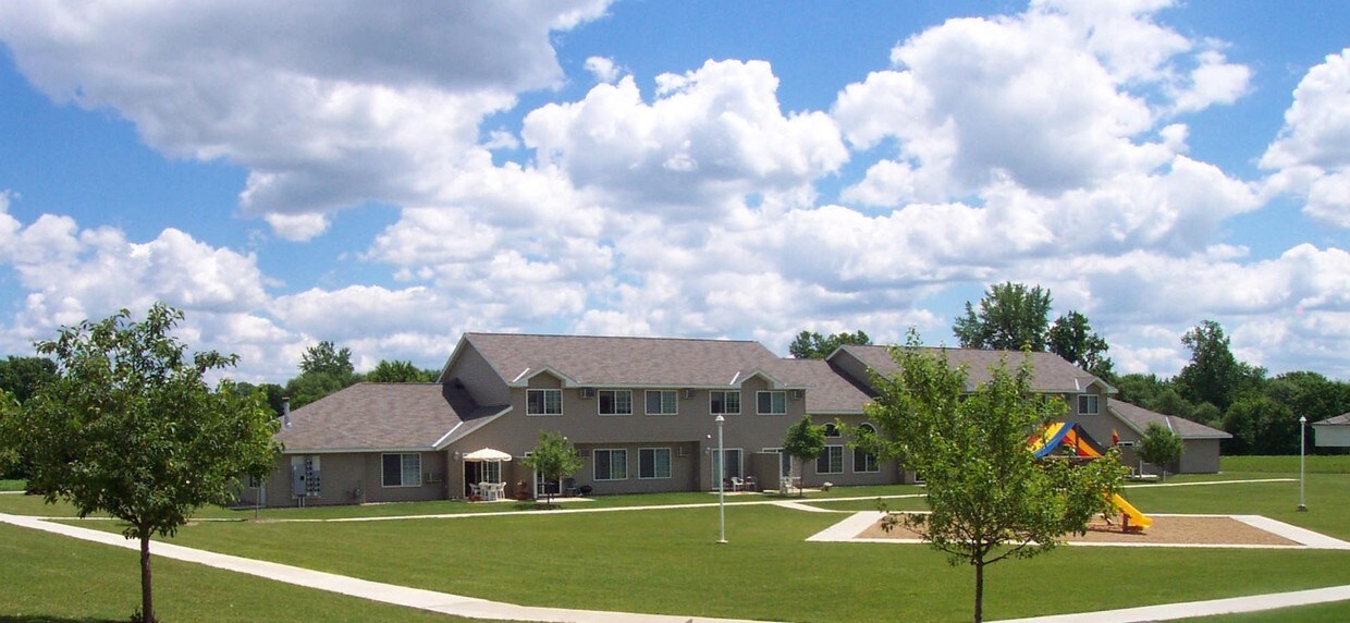 SOUTHRIDGE TOWNHOMES Apartments in Kasson, MN
