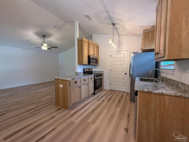 Foto del edificio - 6276 Long St