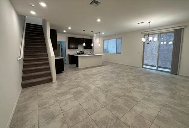 Foto del edificio - Beautiful 4 bedroom 2.5 bath home