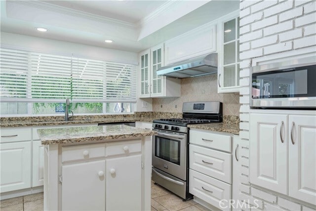 Building Photo - 5212 Chablis Cir