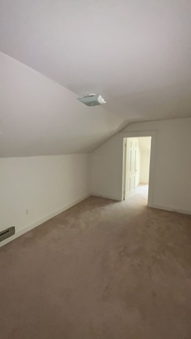 Foto del edificio - 2108 Thistlebloom Ave