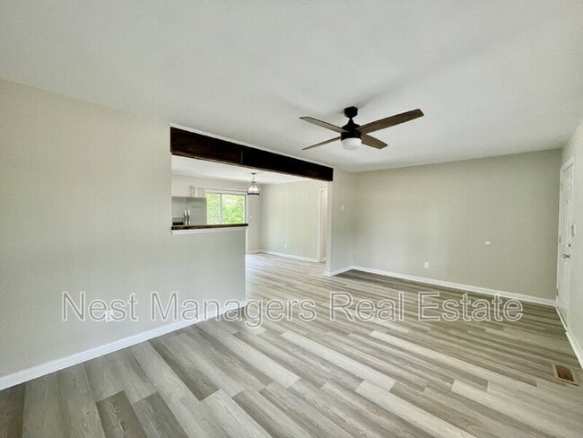 Building Photo - 7566 Carrollburg Dr