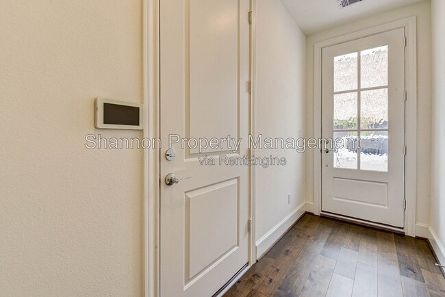 Building Photo - 2724 Dolce Oaks Dr