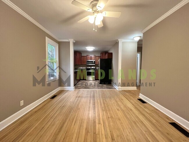 Building Photo - 2728 Holt Dr