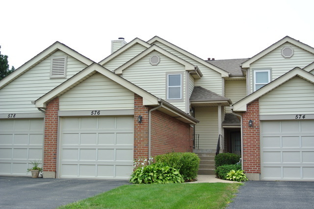 Primary Photo - 576 E Windgate Ct
