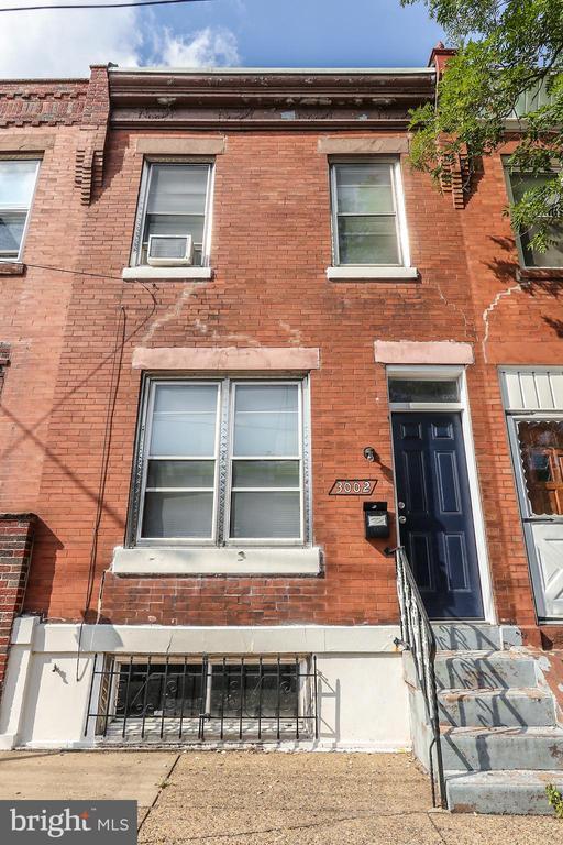 Building Photo - 3002 Memphis St