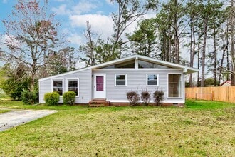 Building Photo - 104 Lanza Pl