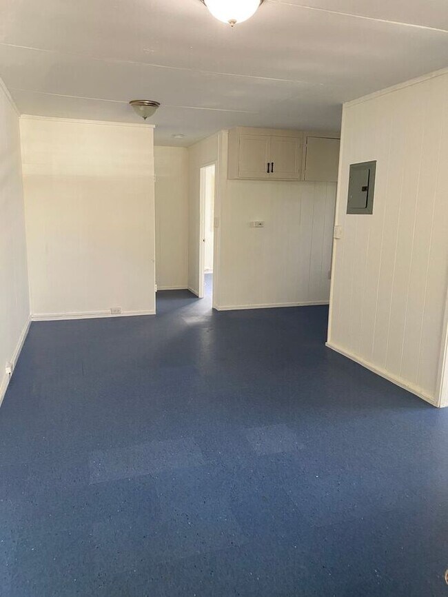 Foto del edificio - Aliamanu/Salt Lake - 2 bedroom 1 bath Duplex