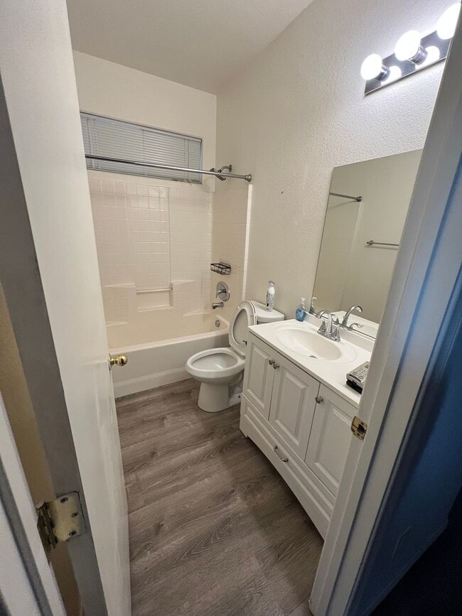 Building Photo - Beautiful 3-Bedroom, 3-Bath Home – Move-In Ready