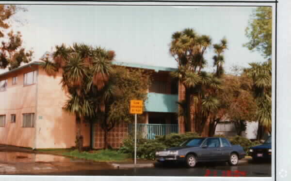 Primary Photo - 115 Garden Ln