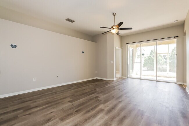 Building Photo - 427 Fern Gulley Dr