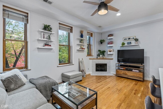 Foto del edificio - 1500 W Ohio St