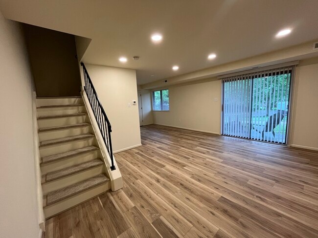 Building Photo - 515 Welsh Rd