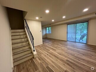 Building Photo - 515 Welsh Rd