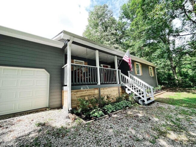 Building Photo - 3 br, 2 bath House - 5762 Highway 52