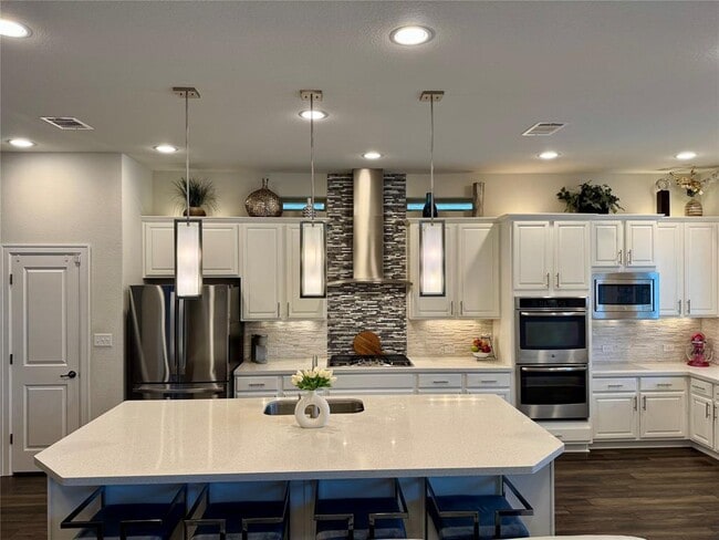 Building Photo - 104 Fort Hood Ln