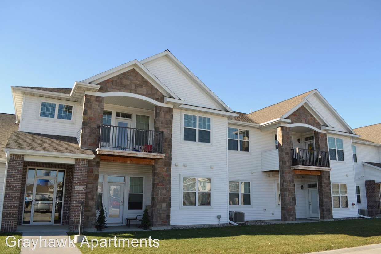 Primary Photo - 3613 Grayhawk Ave