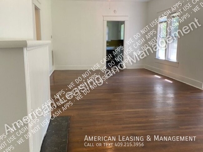 Building Photo - 604 Hackney Ave