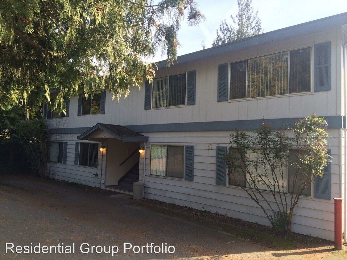 Primary Photo - 2504 204th St SW