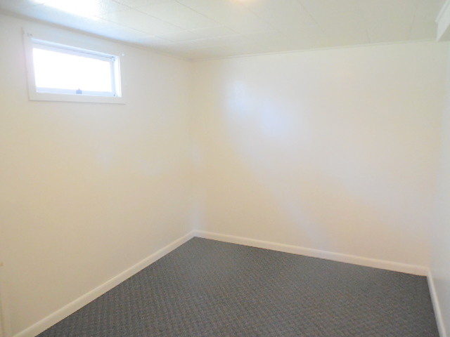 Building Photo - 1029 Miles Ave