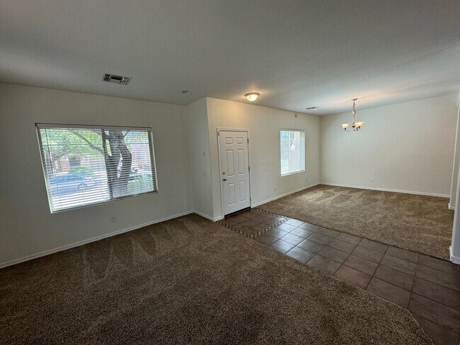 Building Photo - 4 Bedroom - 2.5 Bath - 2485 Sq. Ft - Sahua...