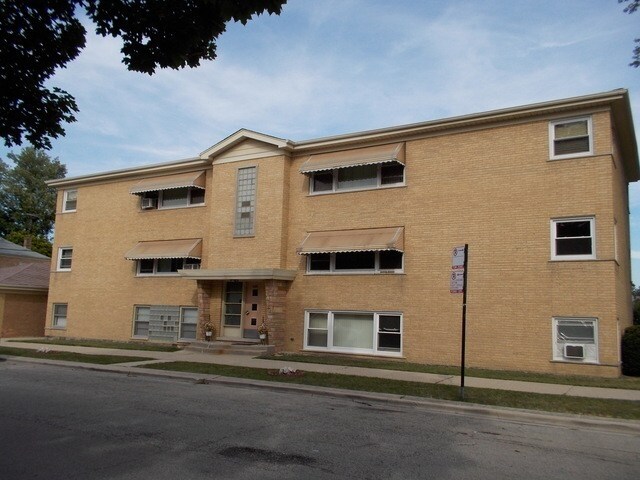 Primary Photo - 4007 N Pontiac St
