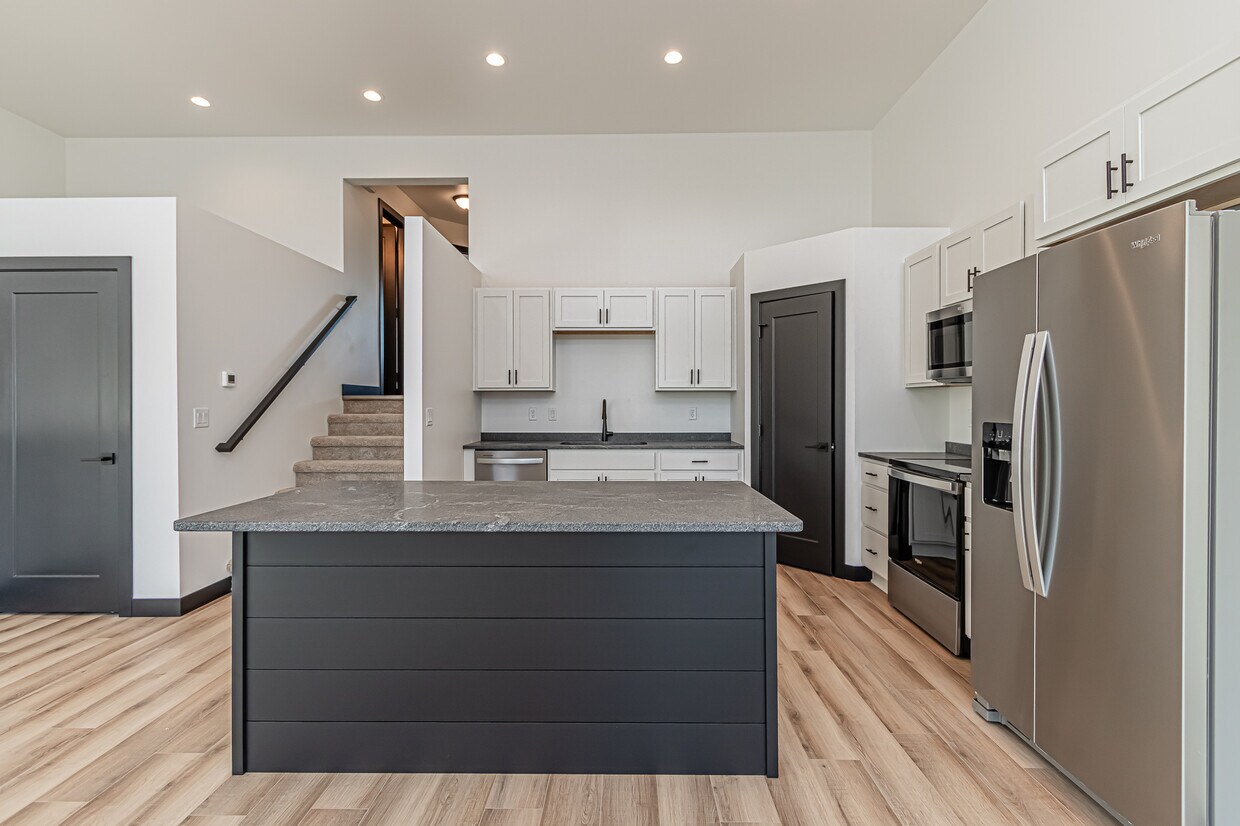 Foto principal - 6740 66th St S