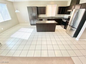 Building Photo - 81 Avenza Dr