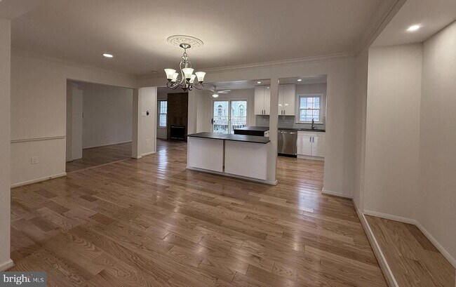 Foto del edificio - 7438 Crestberry Ln