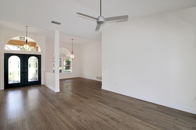 Foto del edificio - Waterford Annual Pool Home for Rent
