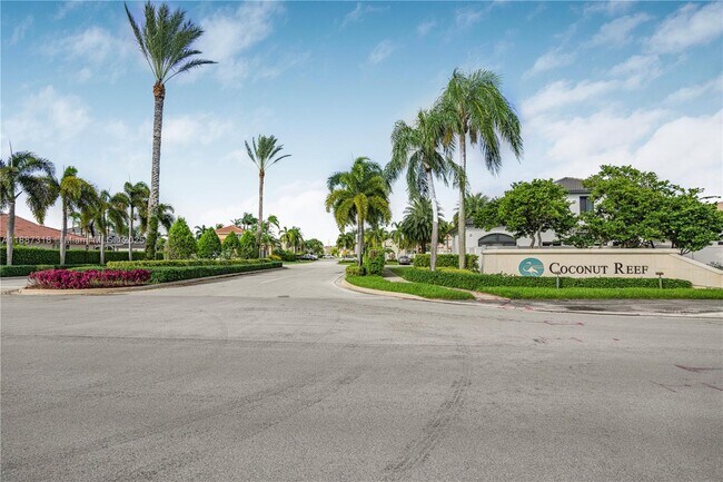 Foto del edificio - 18063 SW 13th St