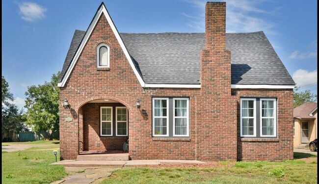 Foto del edificio - 1001 W Hackberry Ave