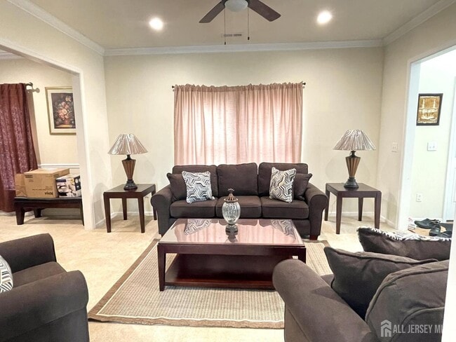 Building Photo - 7 Beryl Ct