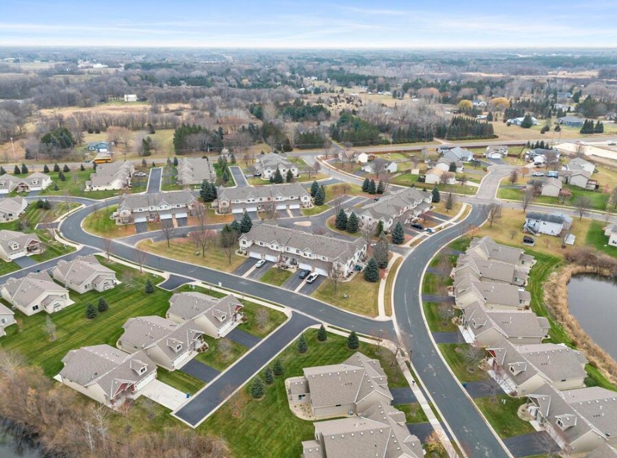 Foto del edificio - 10079 179th Ln NW