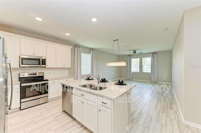 Foto del edificio - 8488 Starlight Loop