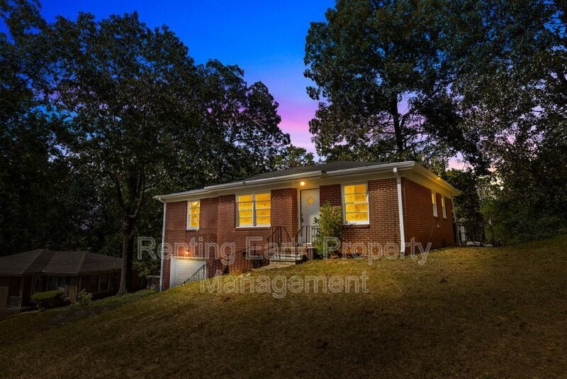 Foto principal - 1016 Belle Meade Dr