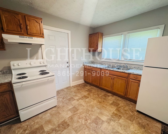 Building Photo - 4129 Holston Dr