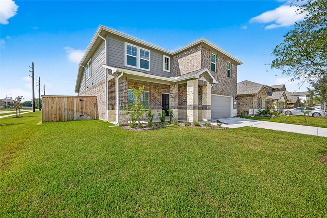 Building Photo - 3050 Marble Wy