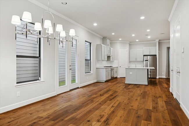 Building Photo - 4014 Woodhead St