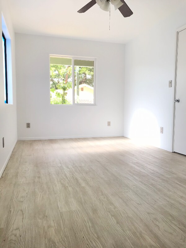 Foto del edificio - 111 Auhana Rd